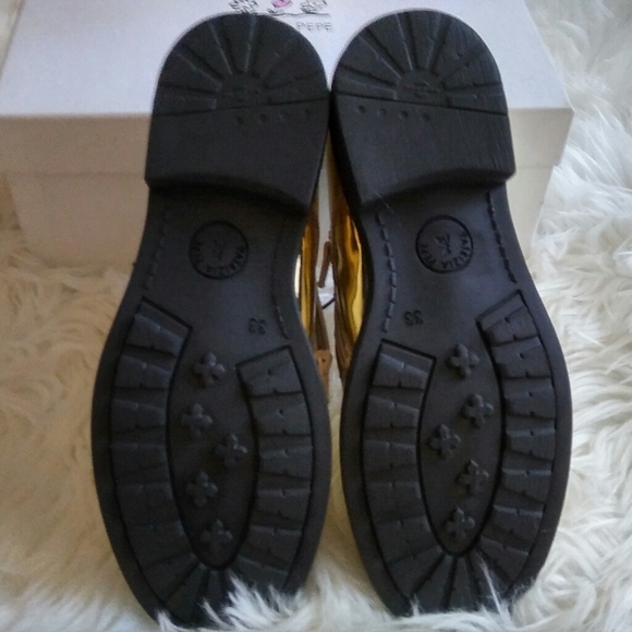 Patrizia Pepe Oxford Girls Gold Leather Derby Shoe - Picture 9 of 10